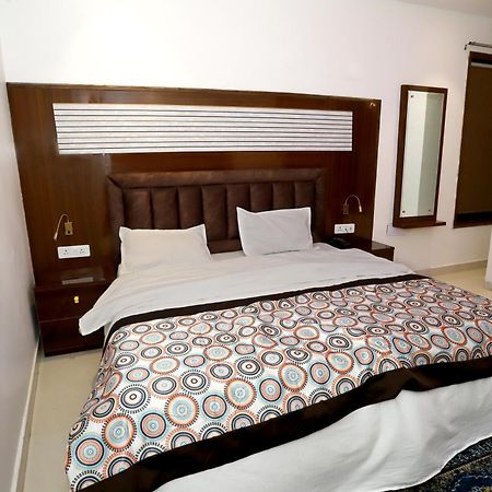 ניו דלהי Vrindavan Guest House מראה חיצוני תמונה