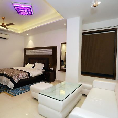 ניו דלהי Vrindavan Guest House מראה חיצוני תמונה