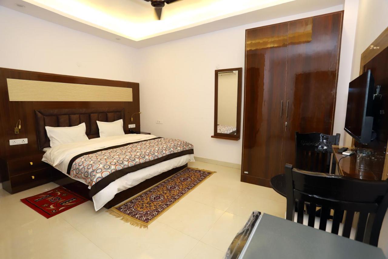 ניו דלהי Vrindavan Guest House מראה חיצוני תמונה