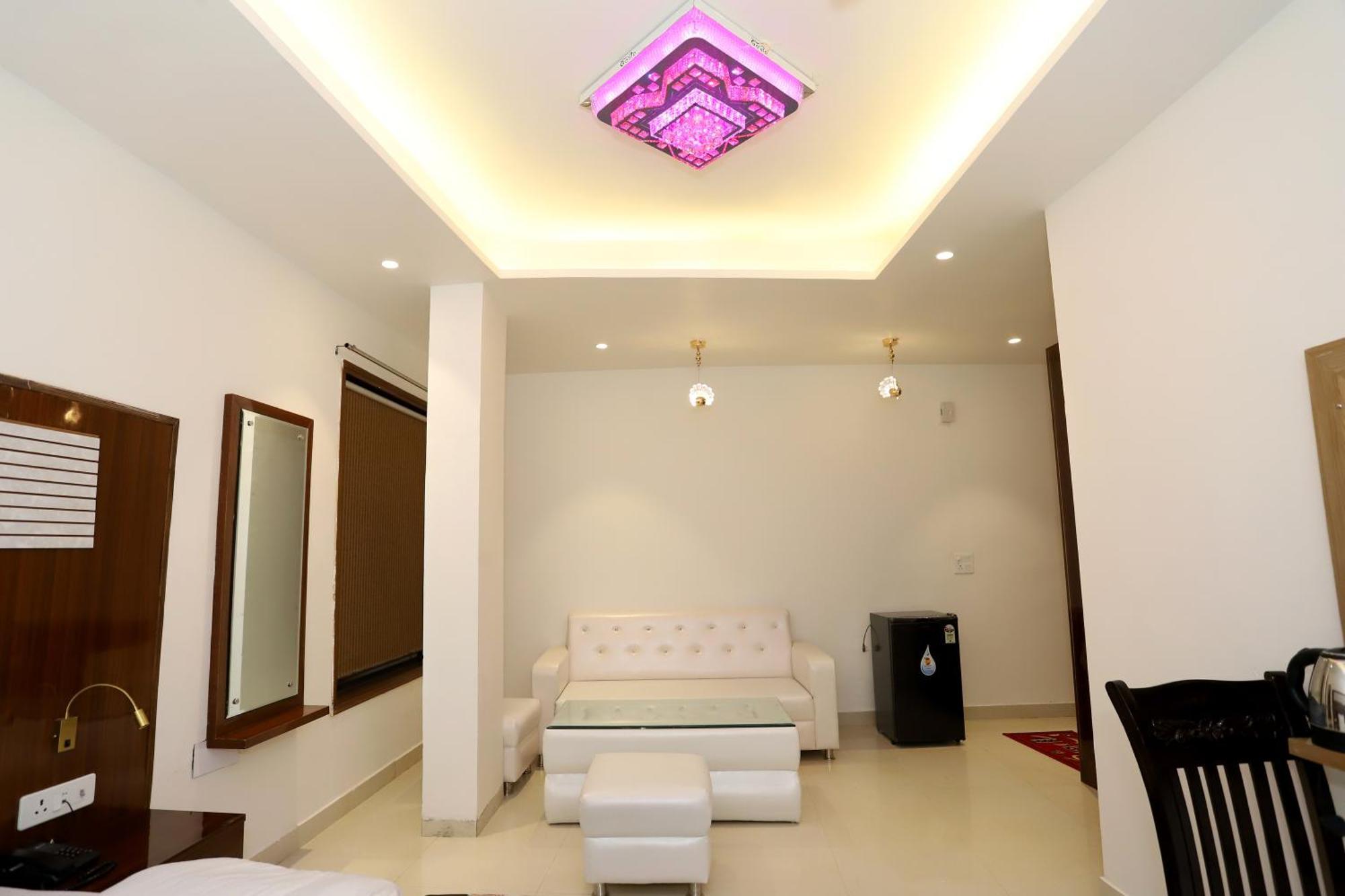 ניו דלהי Vrindavan Guest House מראה חיצוני תמונה