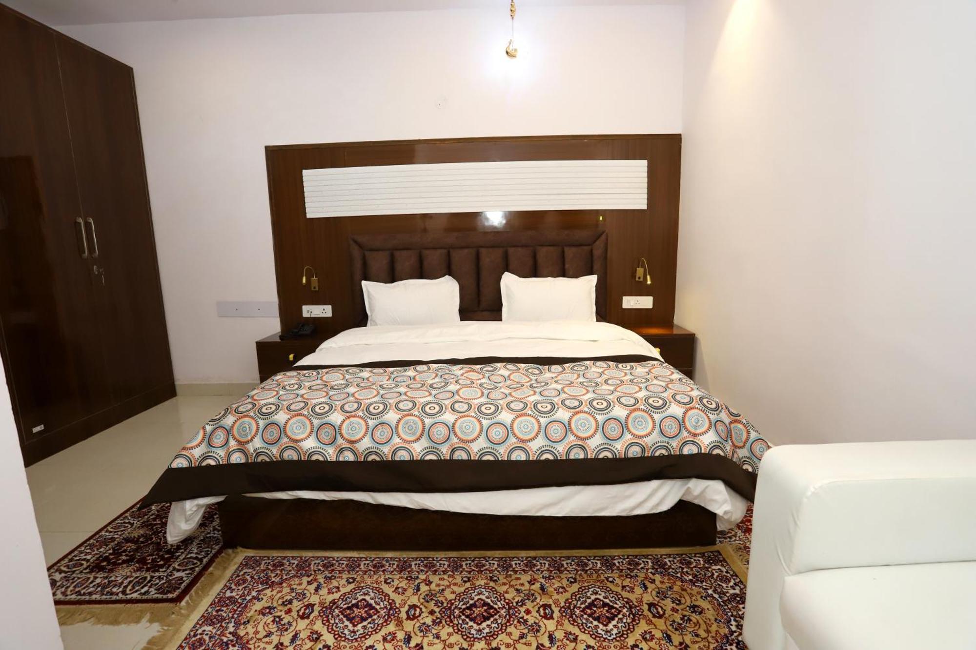 ניו דלהי Vrindavan Guest House מראה חיצוני תמונה
