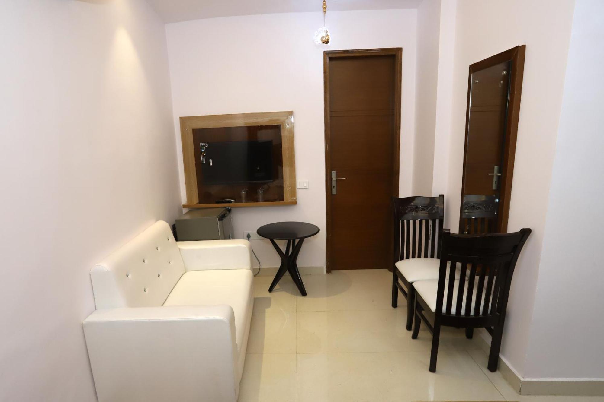 ניו דלהי Vrindavan Guest House מראה חיצוני תמונה