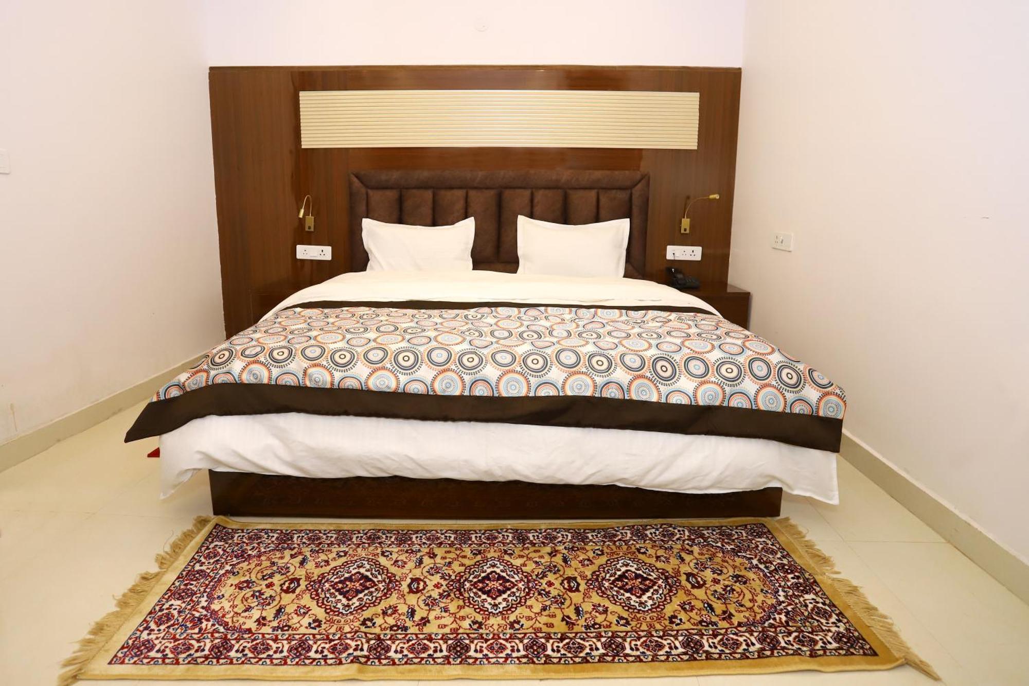 ניו דלהי Vrindavan Guest House מראה חיצוני תמונה